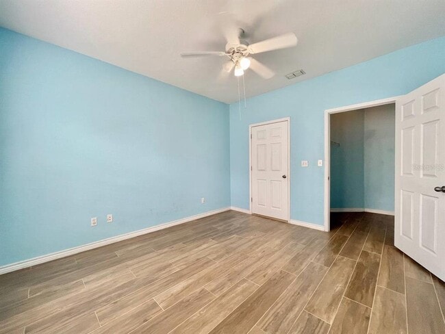 Building Photo - 4333 Bayside Village Dr