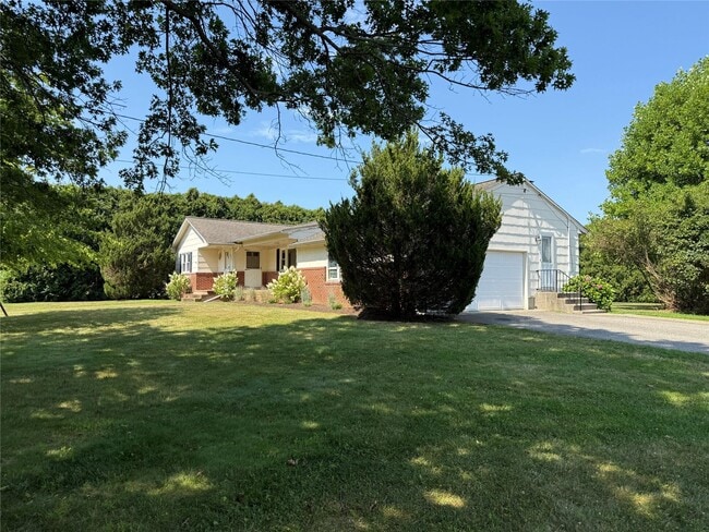 Building Photo - 3220 Delmar Dr