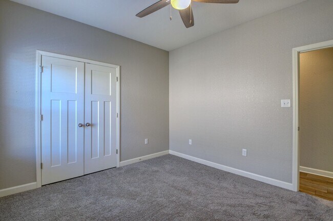 Building Photo - Miller's Glenn Subdivision