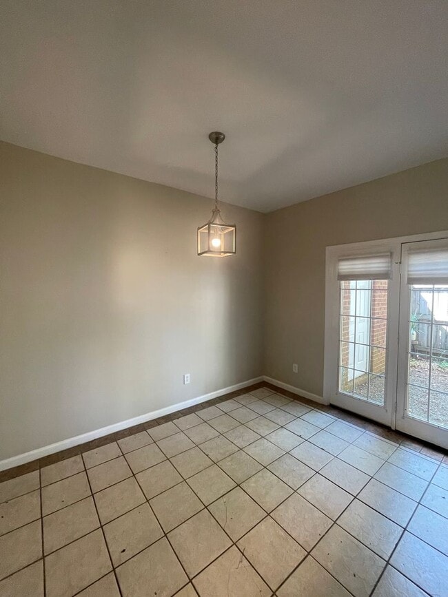 Building Photo - 515 Lakebrink Ct