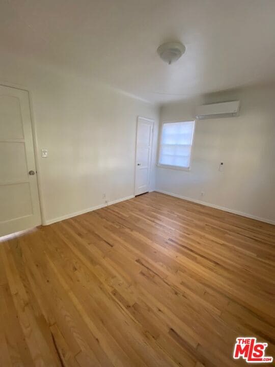 Building Photo - 6426 W 83rd St