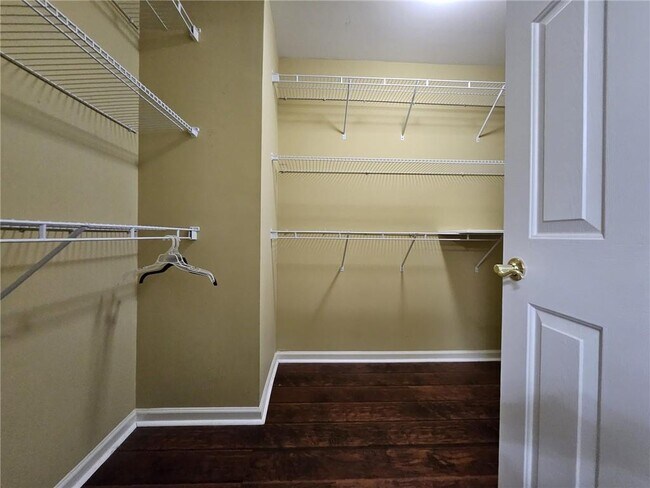 Building Photo - 3255 Warbler Way