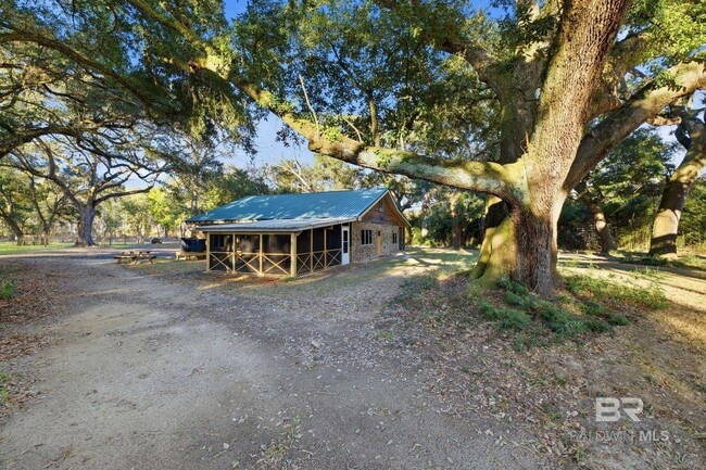 Building Photo - 27522 Burkhardt Dr