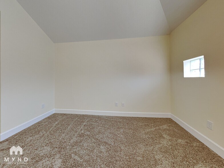 Building Photo - 8705 Bryam St