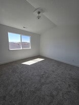 Building Photo - 4816 S Heartwood Rd