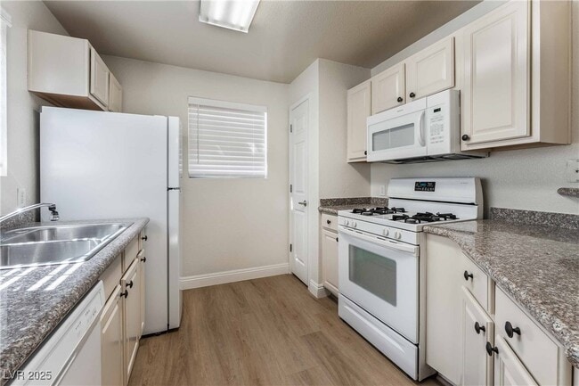 Building Photo - 2801 N Rainbow Blvd