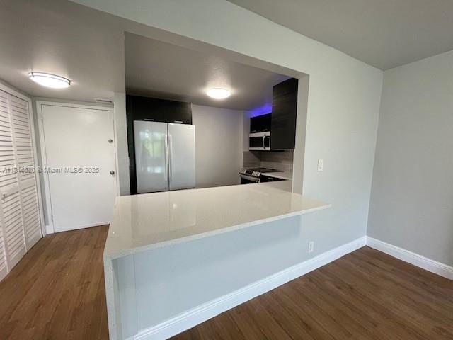 Building Photo - 9001 SW 77th Ave
