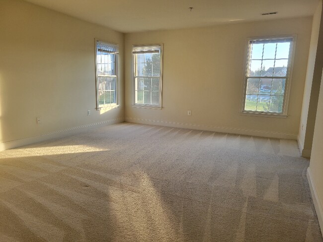 Building Photo - 18403 Polynesian Ln
