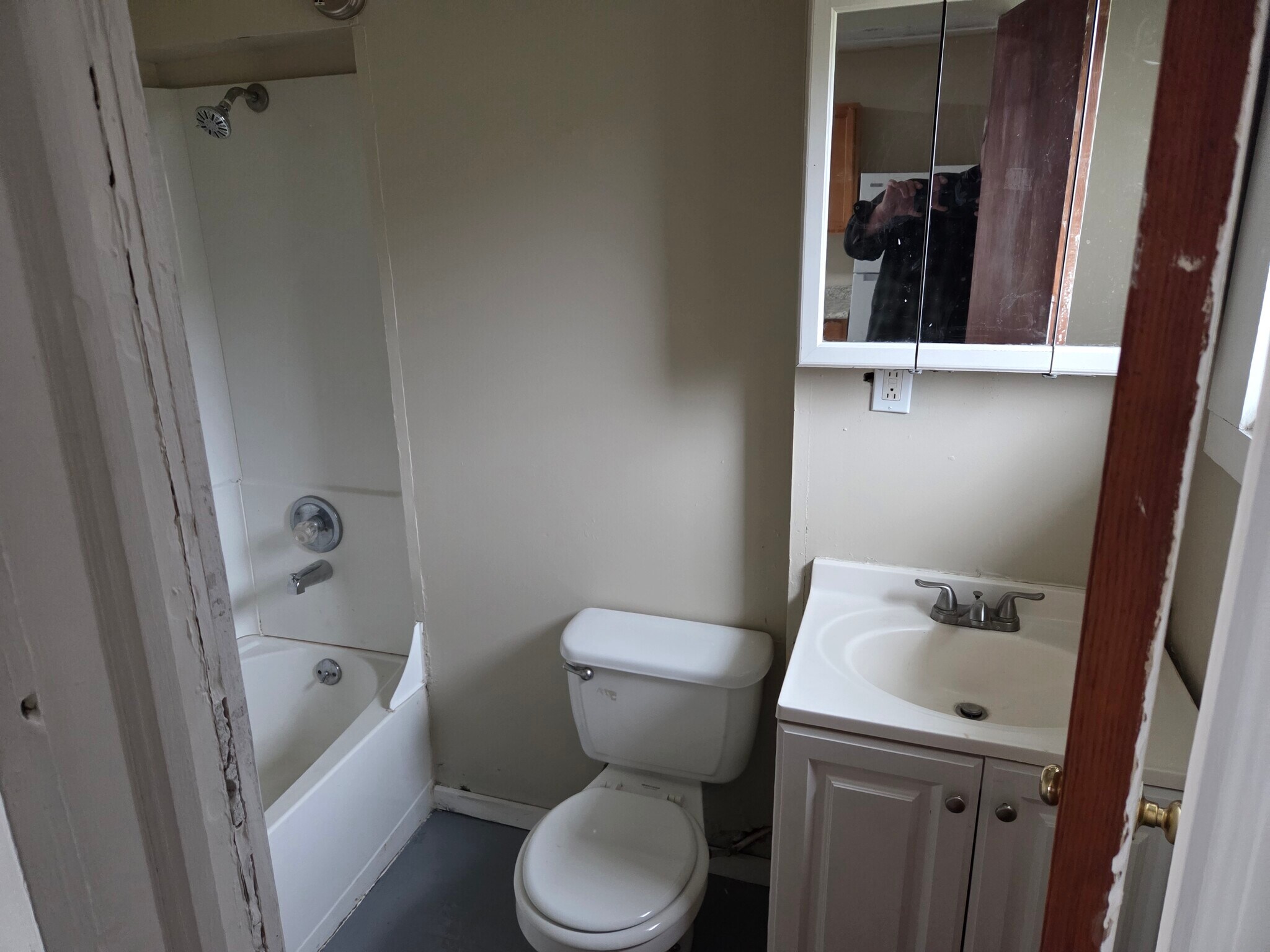 Building Photo - 24 N Dansville St