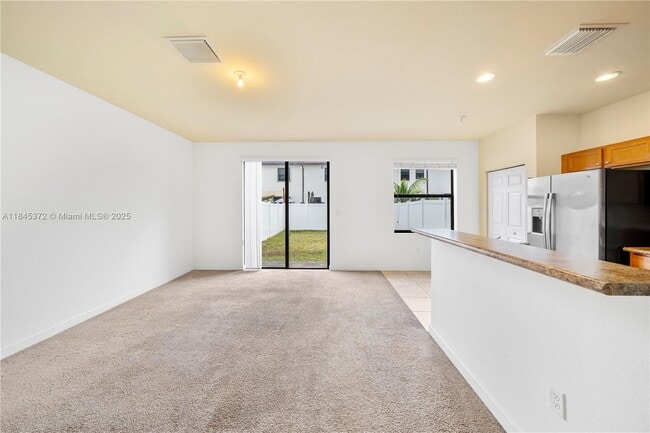 Building Photo - 3366 W 90th Terrace