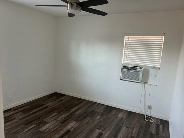 Building Photo - 215 Hemlock Ave