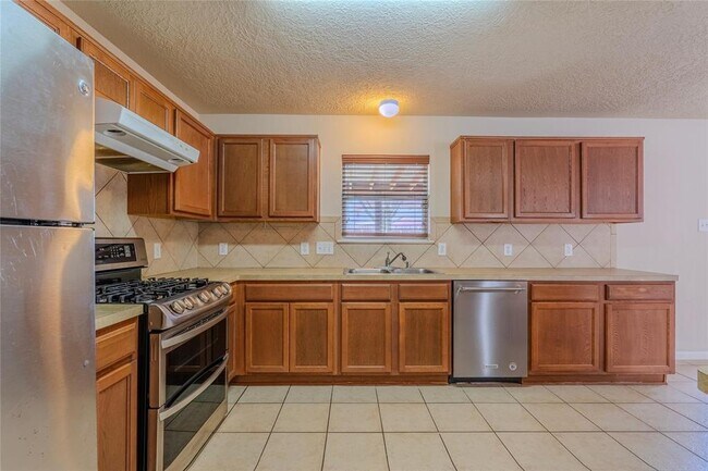 Building Photo - 11310 Sugar Bowl Dr