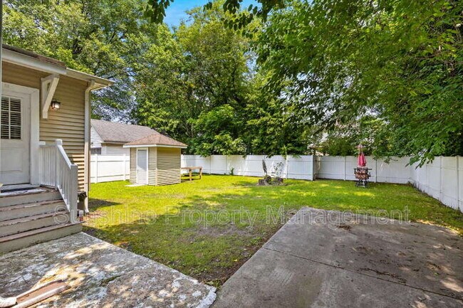 Building Photo - 1514 Corprew Ave