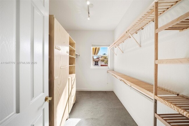 Building Photo - 1500 Shoreline Way