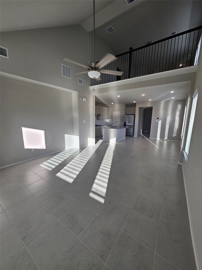 Building Photo - 426 Twilight Mdw Wy