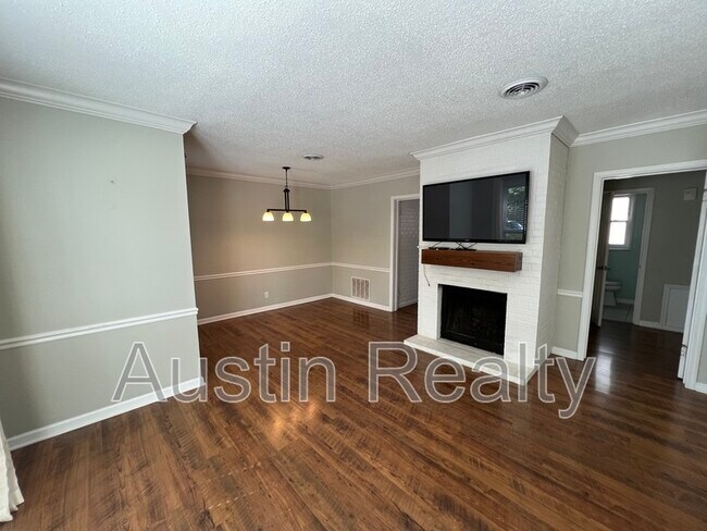 Building Photo - 8501 Gannon Ave