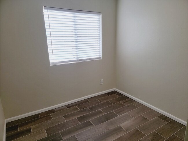 Building Photo - Charming 3 bedroom, 2 bath mobile home in ...