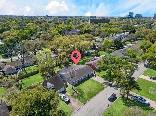 Building Photo - 9611 Highmeadow Dr