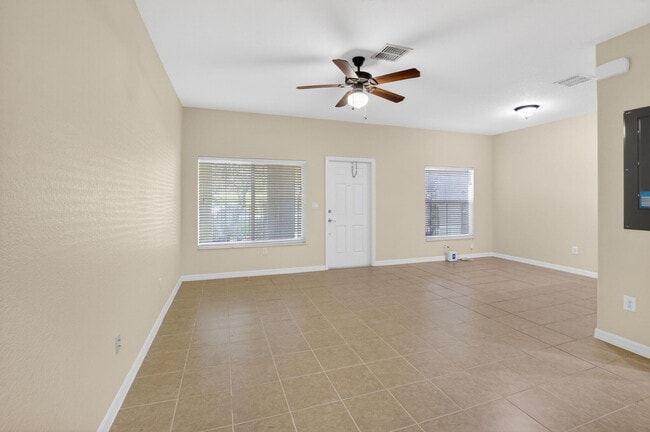 Building Photo - 340 Lake Monterey Cir
