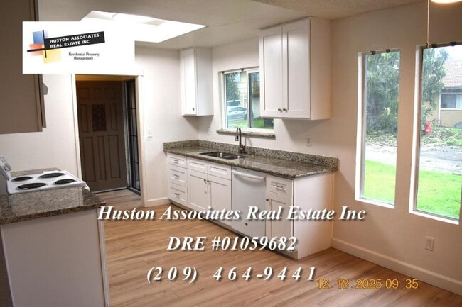 Building Photo - 1134 Porter Ave