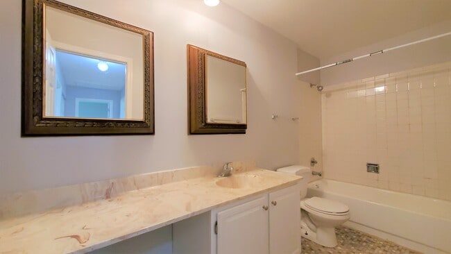 Building Photo - 2610 Arrowwood Ln