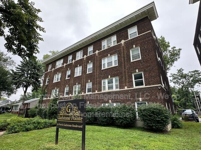 Building Photo - 305 Gladstone Blvd