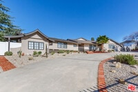 Building Photo - 835 Camino Santos Reyes