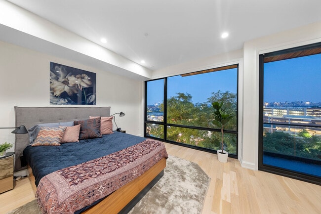 Building Photo - 8822 Churchill Rd