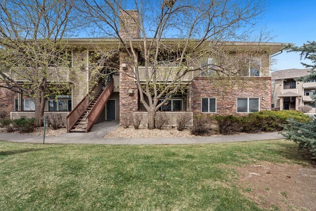 Building Photo - Students Welcome! 3 Bed, 2 Bath Condo in Rockbridge, SE Fort Collins