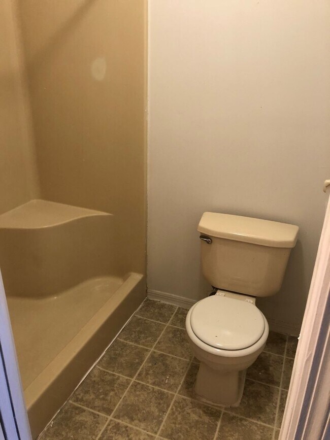 Building Photo - Two bedroom Two bath Condo