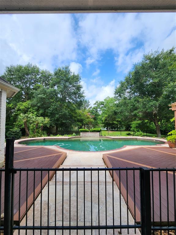 Building Photo - 8440 Majestic Lake Ct