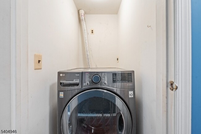 Building Photo - 3120 Revere Ct