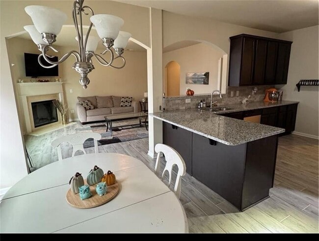 Building Photo - 3885 Nixon Grove Dr