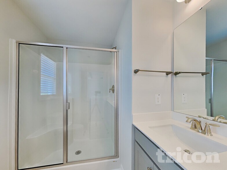 Building Photo - 192 Olde Pl