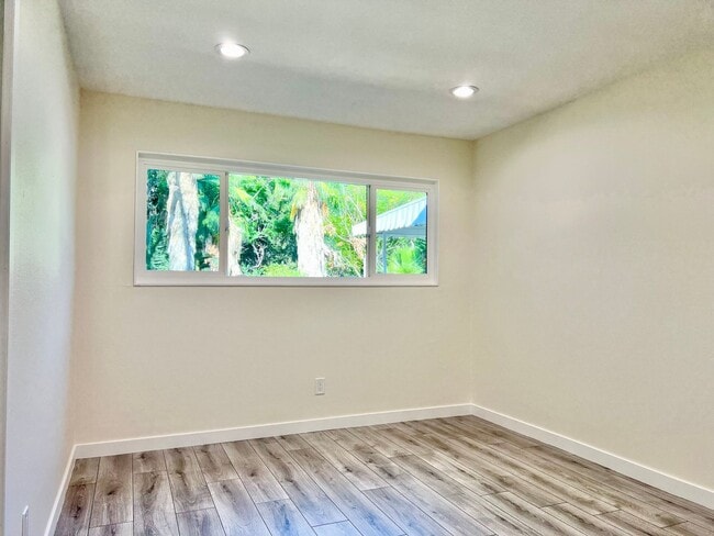 Building Photo - Remodeled 3-bedroom, 2 bath home in Agoura Hills