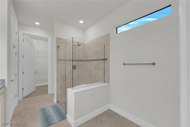 Building Photo - 19912 Beverly Park Rd