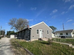 Building Photo - 4525 N 70th St