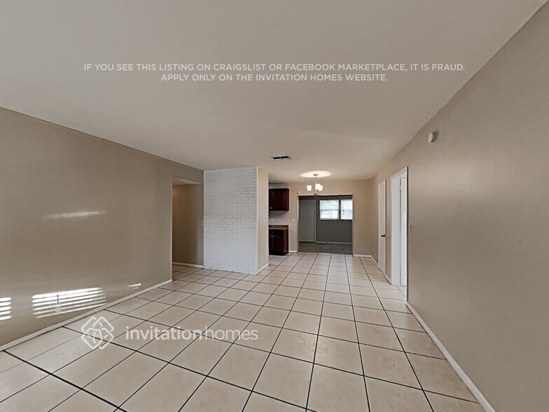 Building Photo - 6005 Murray Hill Dr