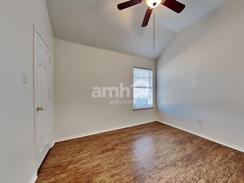 Building Photo - 4820 Davy Crockett Trail