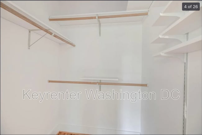 Building Photo - 611 4th St NE