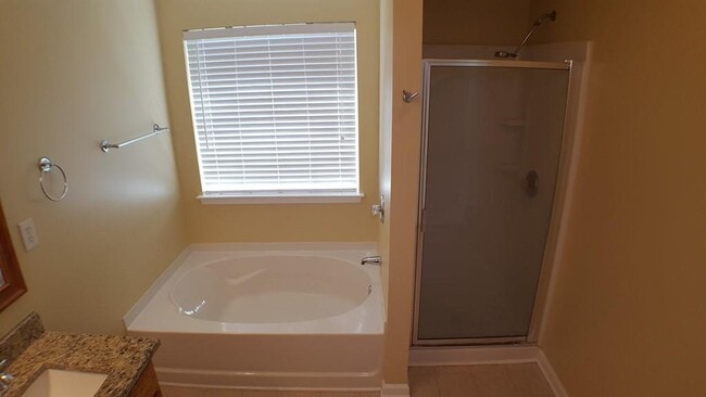 Building Photo - 414 Weatherstone Pl