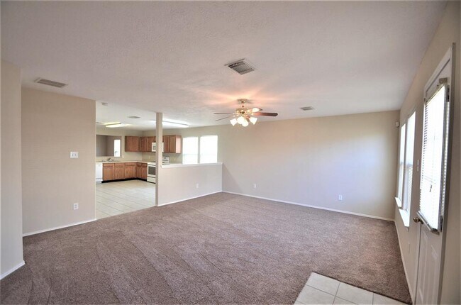 Building Photo - 4915 Winding View Ln