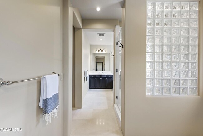 Building Photo - 4372 Via Juanita