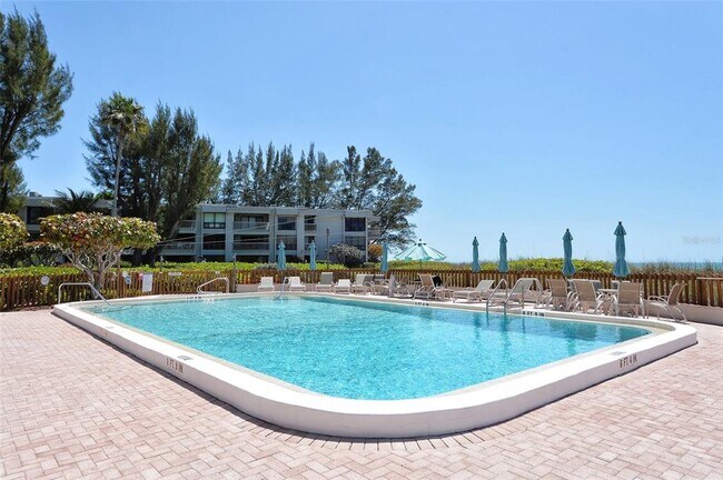 Building Photo - 5757 Gulf of Mexico Dr