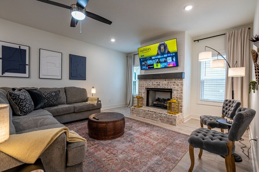 Building Photo - 51 Puckett Rd SE