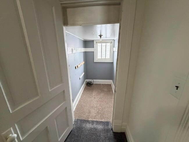 Building Photo - 1723 N 11th St