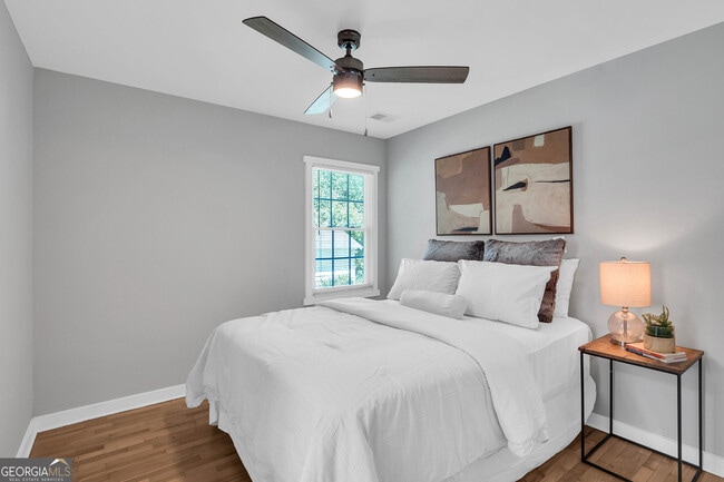 Building Photo - 3910 Clairmont Rd