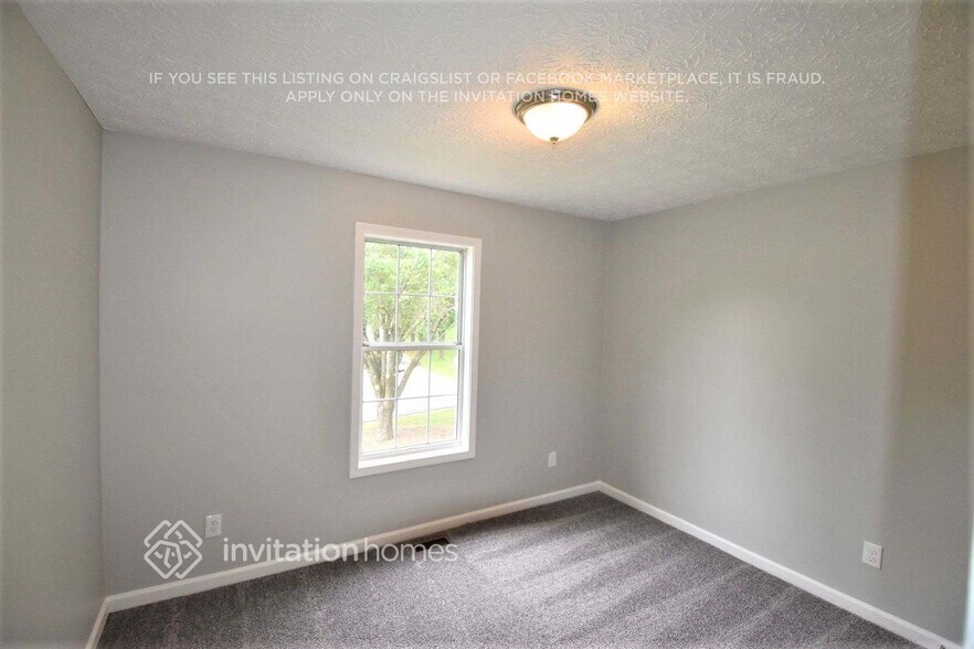 Building Photo - 550 Elizabeth Heights NE