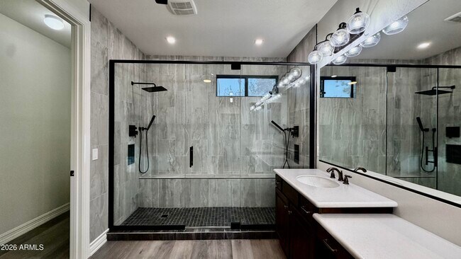 Building Photo - 1777 W Ocotillo Rd