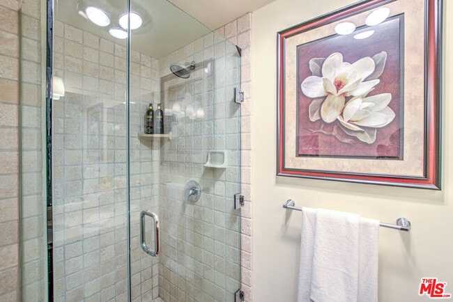 Building Photo - 2160 Century Park E